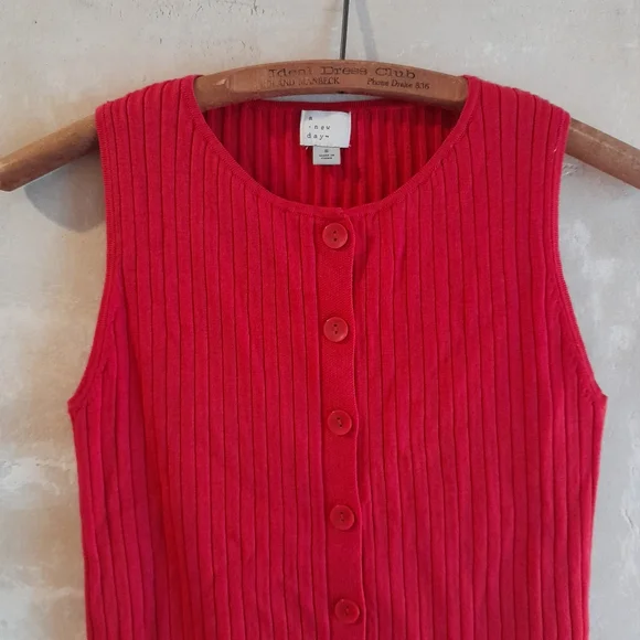 510a. bright red A New Day button down ribbed knit sleeveless tank top, S - Picture 5 of 7